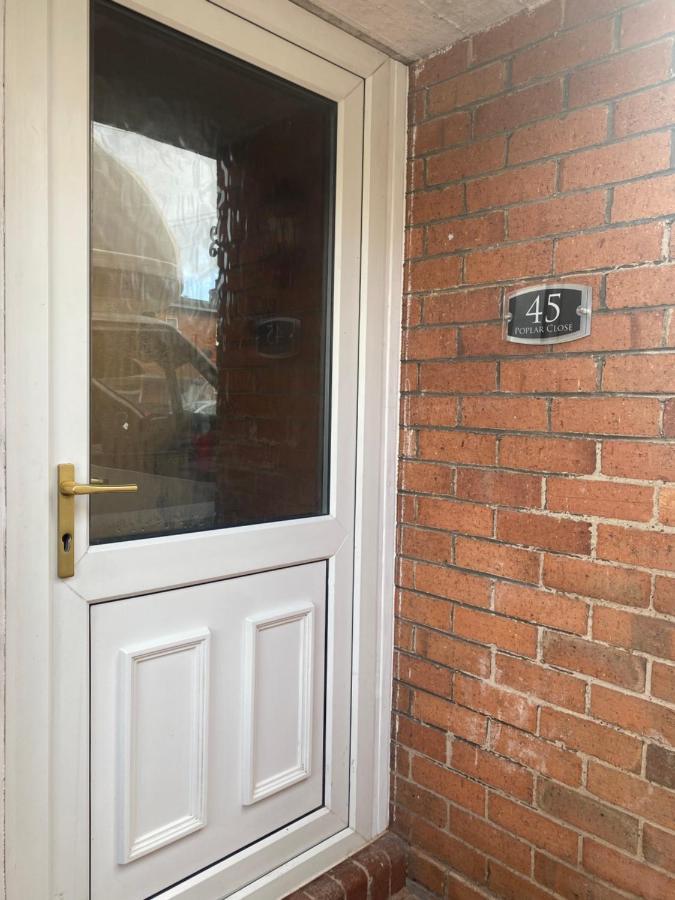 Lovely 1-Bedroom Apartment With Garden And Parking Stone (Staffordshire) Exterior foto