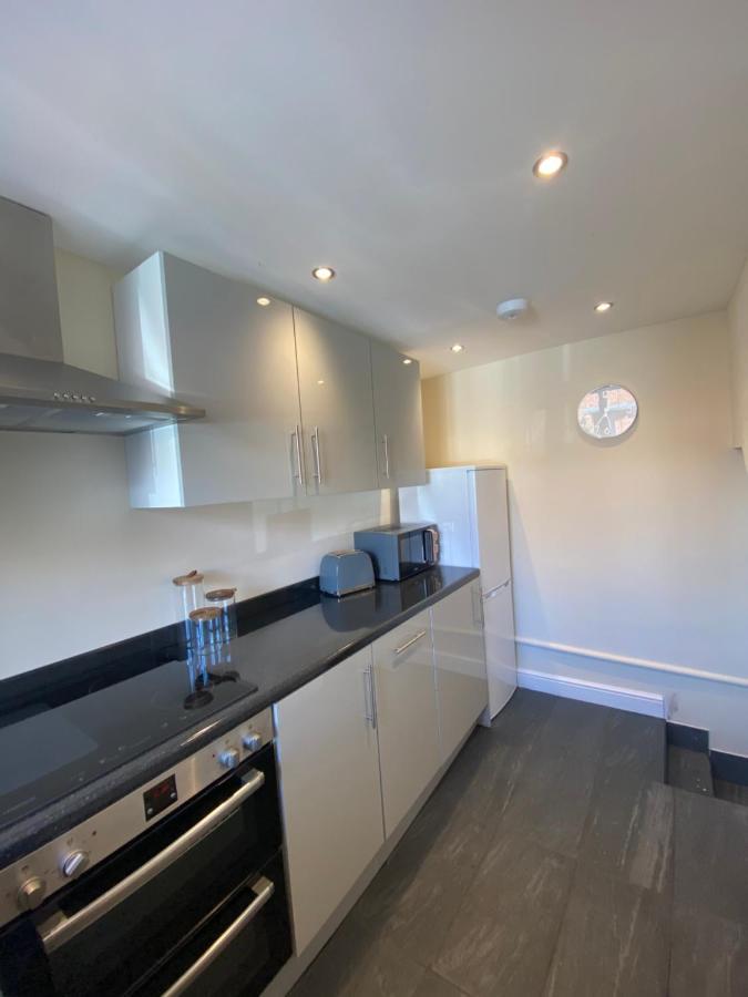 Lovely 1-Bedroom Apartment With Garden And Parking Stone (Staffordshire) Exterior foto